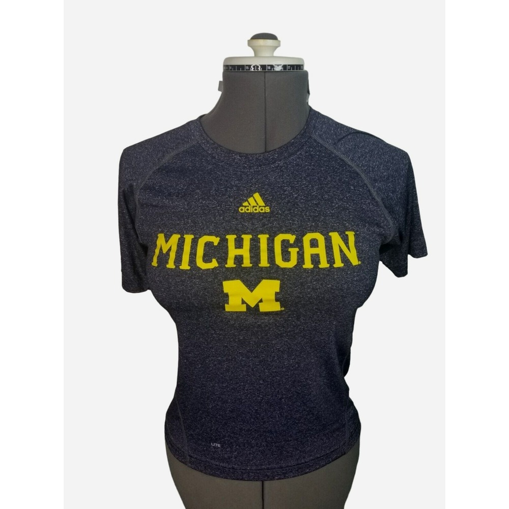 Adidas Athletic Shirt Clima-lite Training Women's Size Medium PIT TO PIT 19 IN